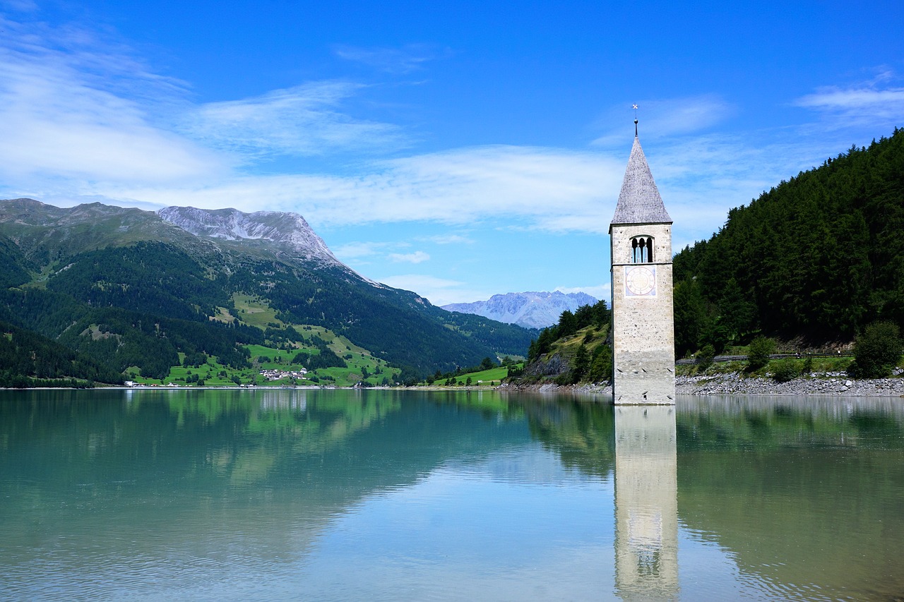 I 15 Laghi Più Belli D'Italia | Skyscanner Italia